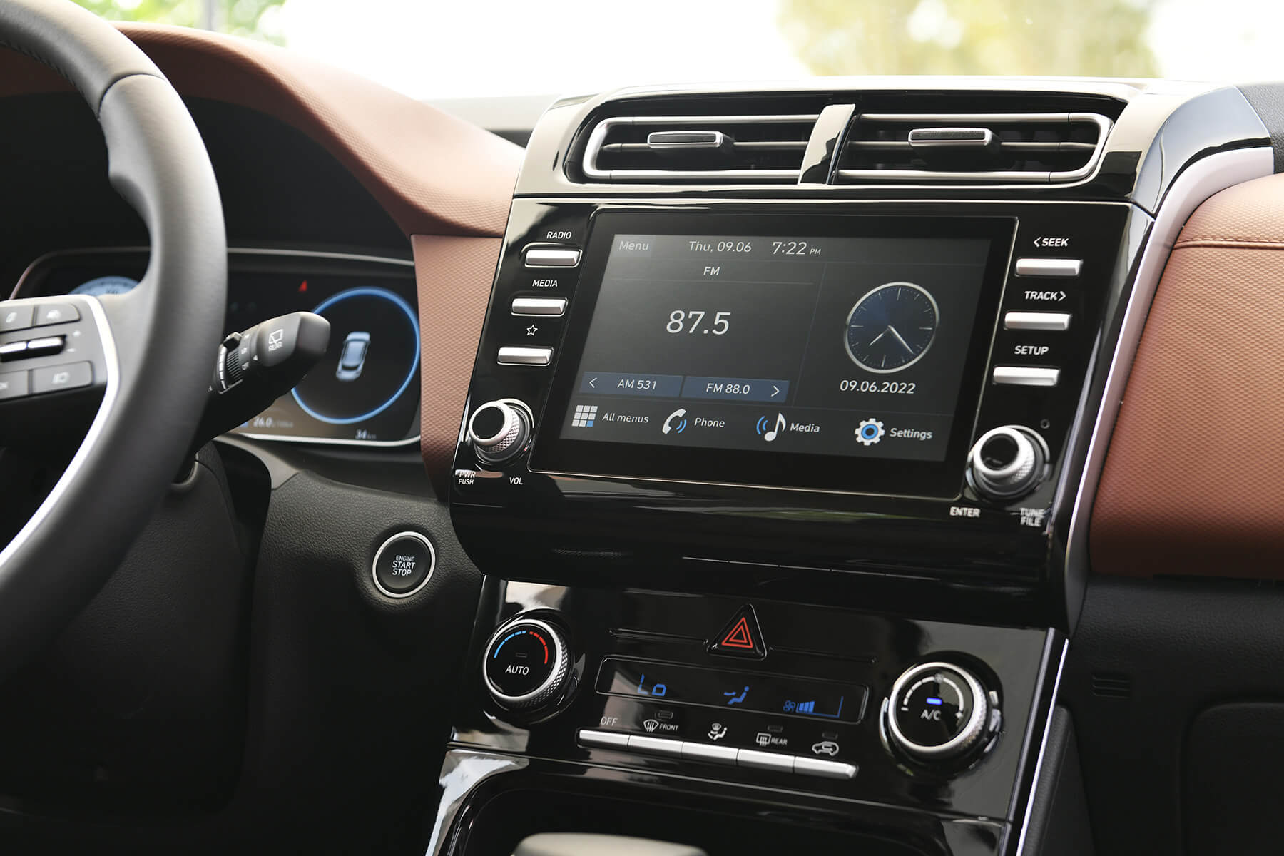 creta display interior qatar